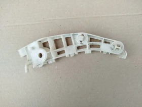 Кронштейн крыла Mitsubishi Outlander 3 GF 2012-2021 Перед. Лев.