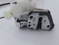 Замок боковой двери Toyota C-HR MAXH10, NGX10,50, ZGX10 2019 Задн. Лев.