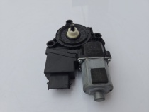 Мотор стеклоподъемника Hyundai Santa Fe 4 TM 2018-2023 Задн. Лев.