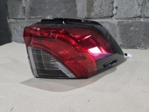 Фонарь Toyota RAV4 50 XA50 2018-2023  Прав.