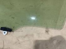 Стекло двери Toyota RAV4 50 XA50 2018-2023 Перед. Лев.