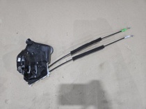 Замок боковой двери Toyota Prius 4 XW50 2015-2023 Перед. Прав.