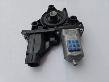 Мотор стеклоподъемника Kia Sorento Prime UM 2014-2020 Перед. Прав.