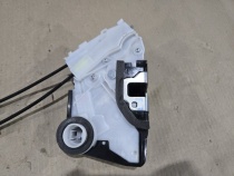 Замок боковой двери Toyota Prius 4 XW50 2015-2023 Перед. Лев.