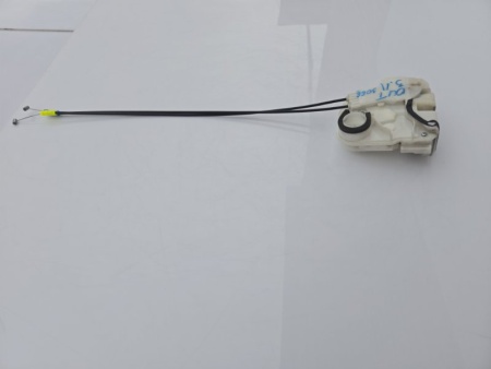 Замок боковой двери Mitsubishi Outlander 3 GF 2012-2023 Задн. Лев.