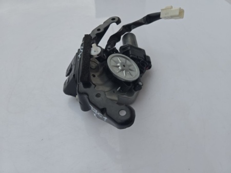 Замок двери багажника Lexus RX 4 GGL25L GYL25L AGL20L AGL25L 2015-2022 Задн. 