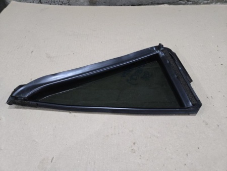 Форточка двери Mazda CX-5 1 KE 2011-2017 Задн. Прав.