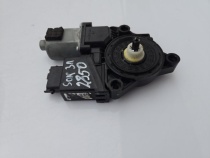 Мотор стеклоподъемника Kia Sorento Prime UM 2014-2020 Задн. Лев.