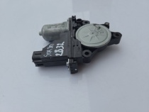 Мотор стеклоподъемника Kia Sorento Prime UM 2014-2020 Задн. Прав.