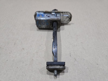 Ограничитель двери Hyundai Tucson TL 2015-2021 Задн. Лев.