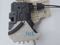 Замок боковой двери Hyundai Santa Fe 4 TM 2018-2023 Перед. Прав.