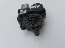 Мотор стеклоподъемника Hyundai Santa Fe 4 TM 2018-2023 Перед. Лев.