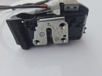 Замок боковой двери Nissan Qashqai J11 2013-2022 Задн. Прав.