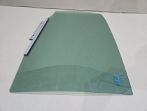 Стекло двери Toyota Camry 70 XV70 2017-2023 Задн. Прав.