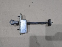 Ограничитель двери Hyundai Tucson TL 2015-2021 Перед. Прав.