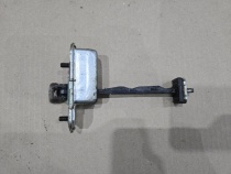 Ограничитель двери Hyundai Tucson TL 2015-2021 Перед. Лев.