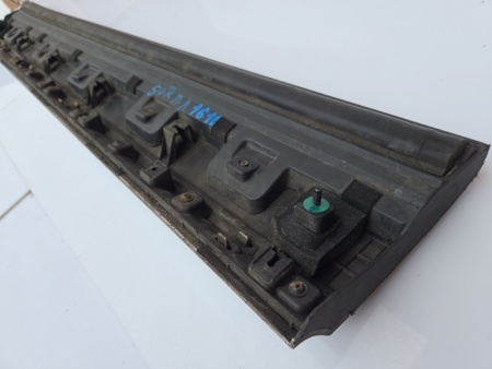 Молдинг двери Kia Sorento Prime UM 2014-2020 Перед. Лев.