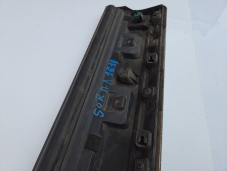 Молдинг двери Kia Sorento Prime UM 2014-2020 Перед. Лев.