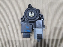 Мотор стеклоподъемника Hyundai Tucson TL 2015-2021 Перед. Лев.